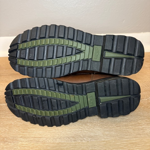 UGG Women’s Brooks Brown Leather & Suede Boots Size 10 - Picture 7 of 7